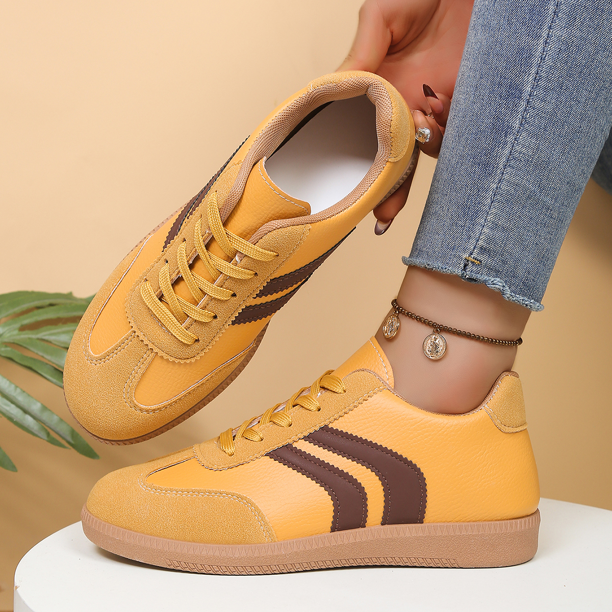 Outdoor Sports Shoes - Fashionable Yellow Women's Casual Sports Shoes,