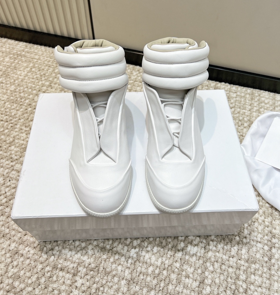 Luxury Brand Commuter Shoes Ou - đánh giá và giá Outdoor Sport Brand