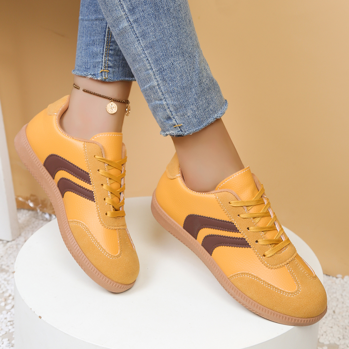 Fashionable Yellow Women's Cas - đánh giá và giá Outdoor Sports Shoes